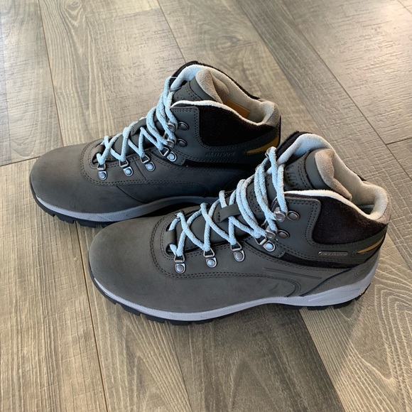 NIB Hi-Tec Altitude Alpyna Waterproof Hiking Boots - Picture 4 of 7